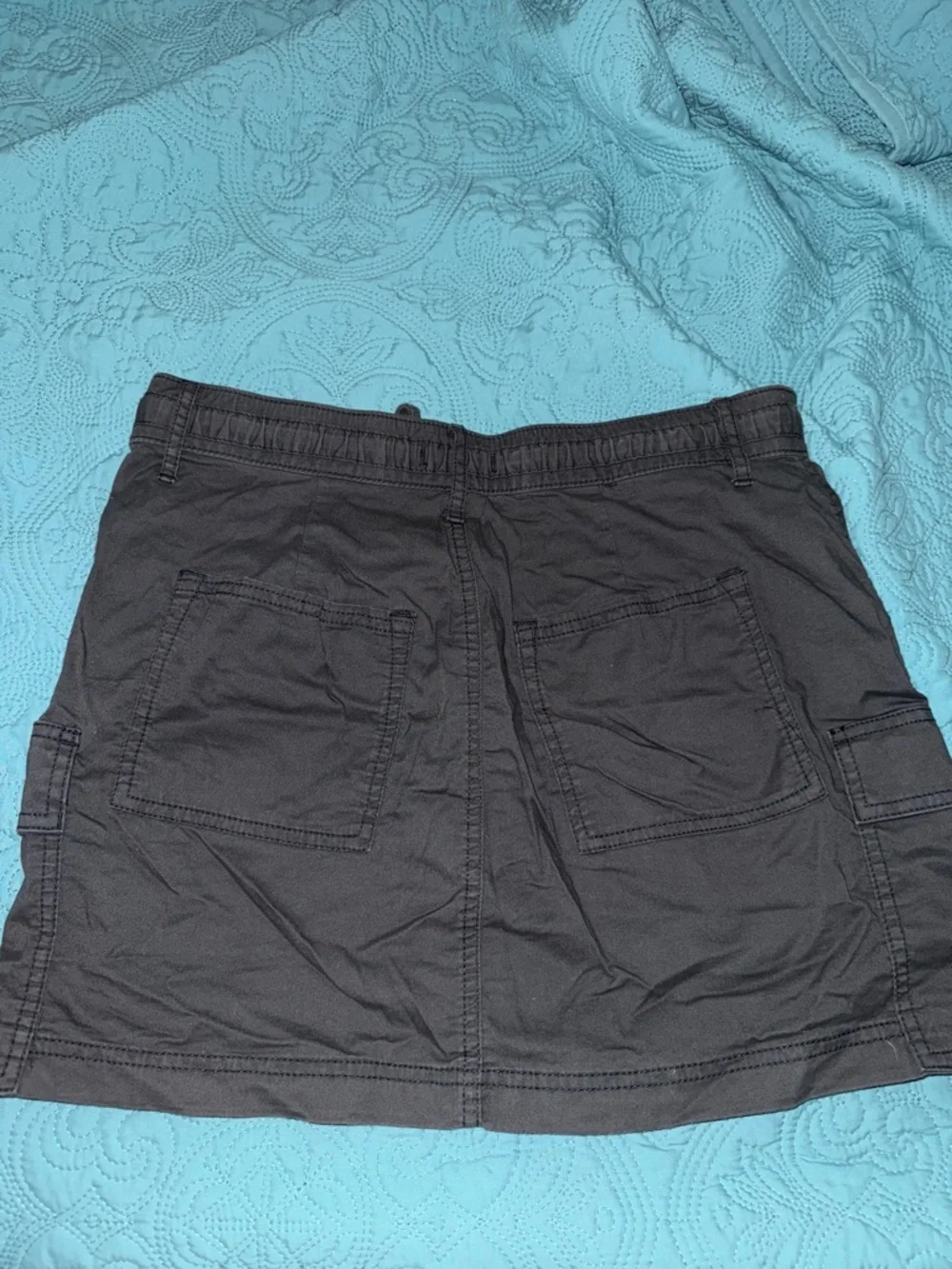 Hollister Black Cargo Mini Skirt - Picture 2 of 3